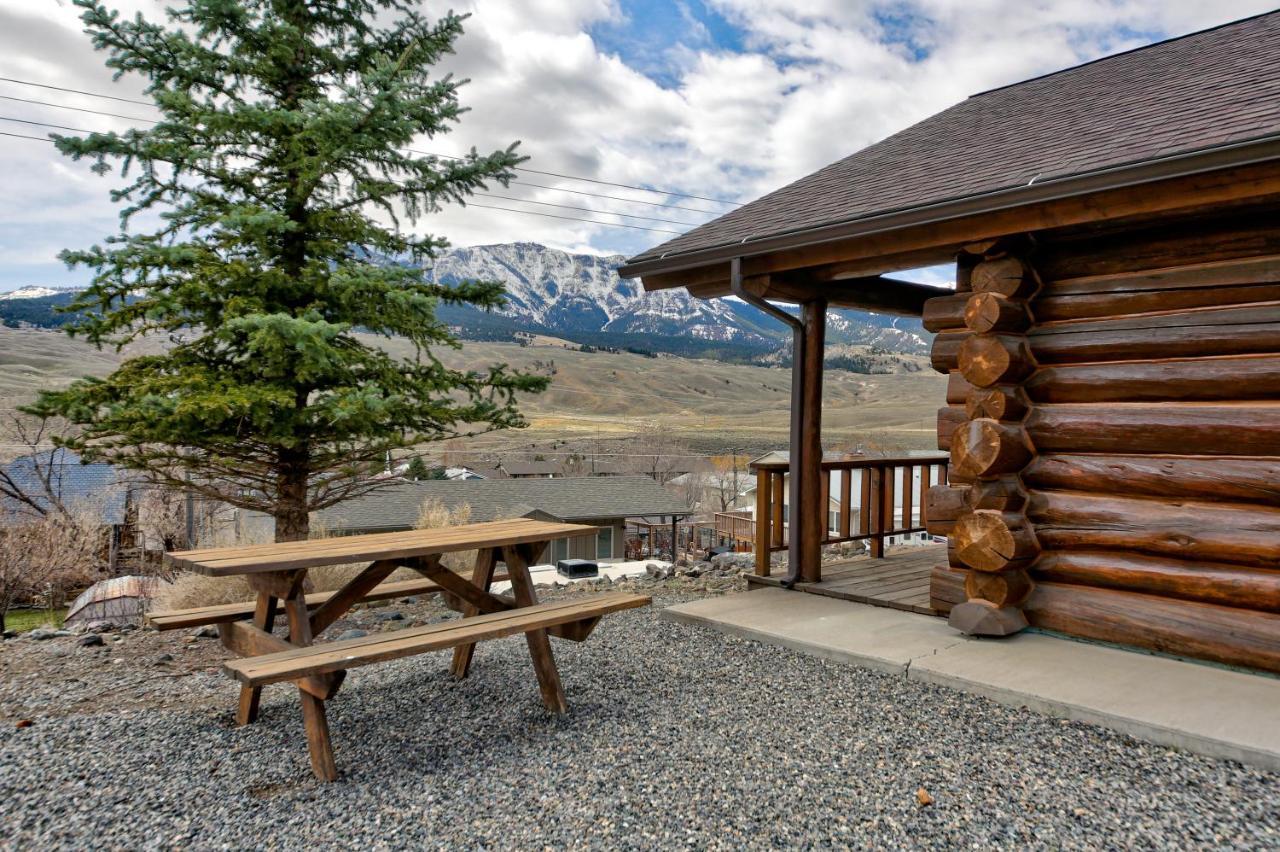Roosevelt Hotel - Yellowstone Gardiner Exterior foto